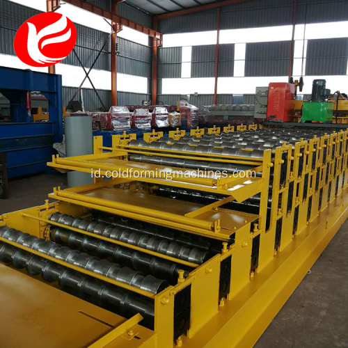 Baja dingin tiga lapisan digunakan mesin roll forming